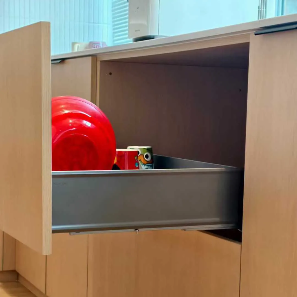 Narrow pull-out spice rack kitchen storage solution